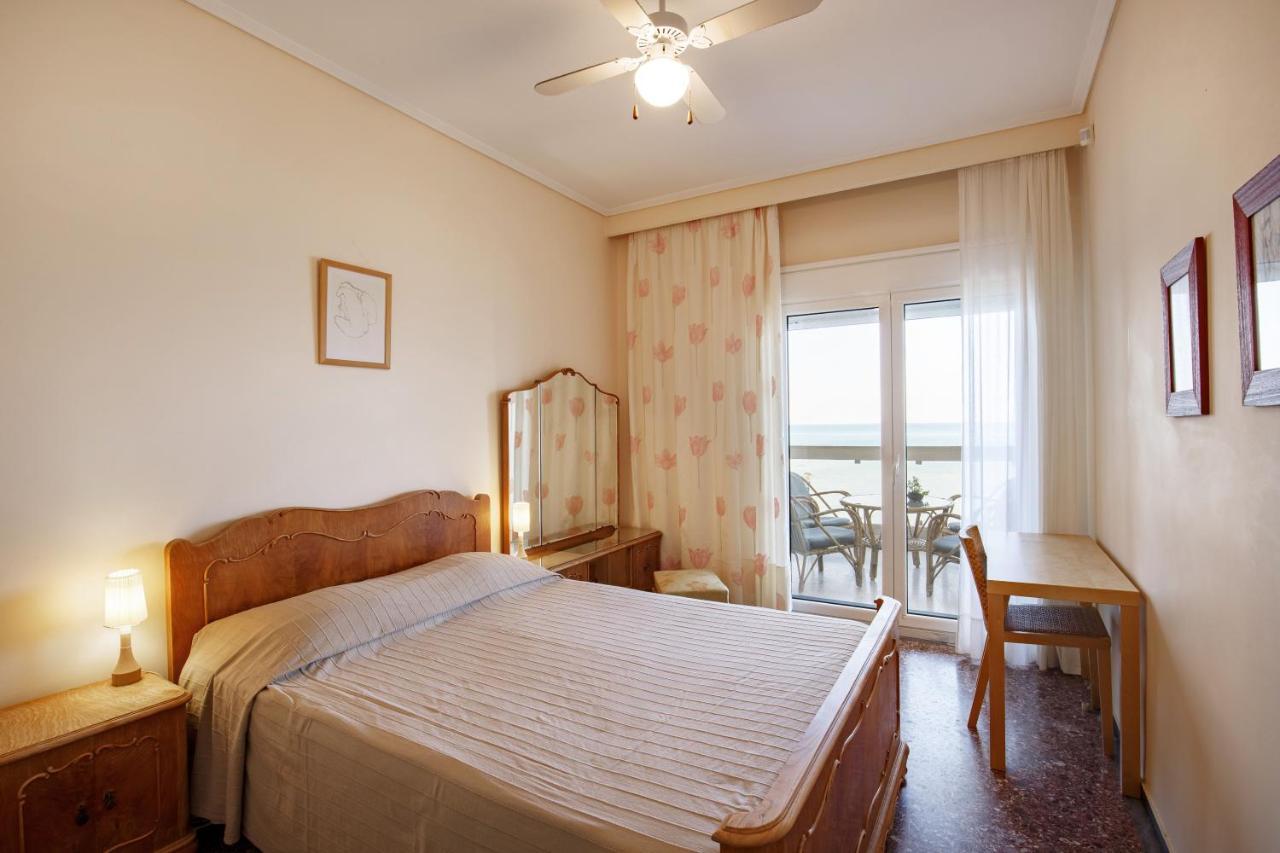 Metaxa Seafront Apartment Peraia  Bagian luar foto